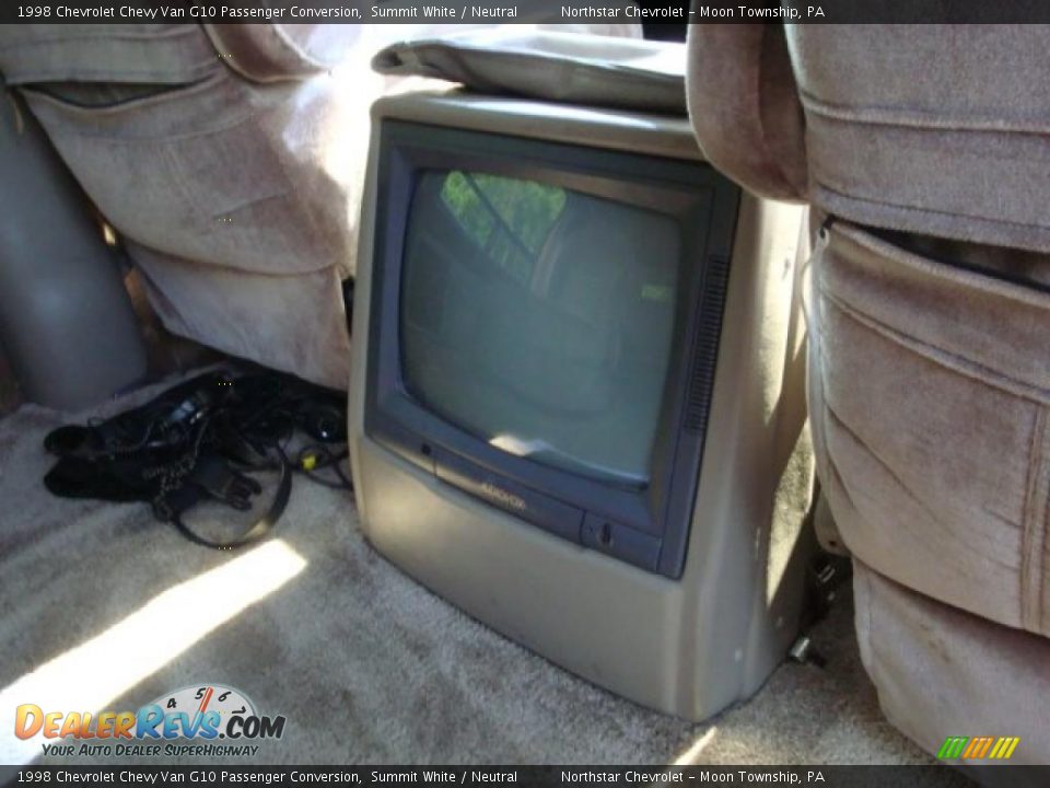 1998 Chevrolet Chevy Van G10 Passenger Conversion Summit White / Neutral Photo #8