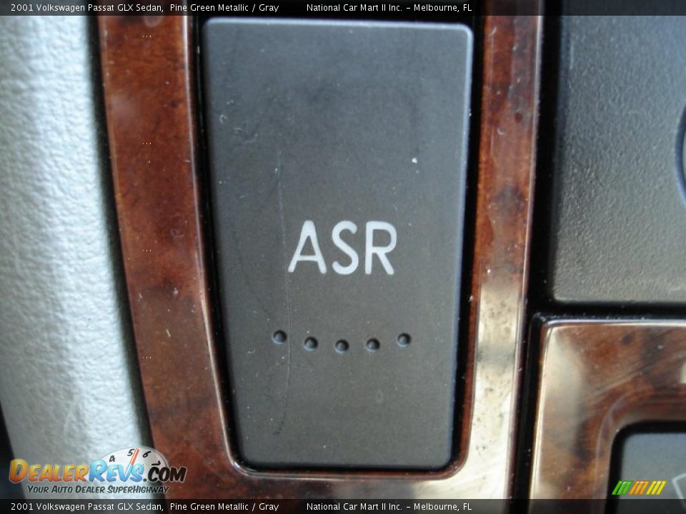 2001 Volkswagen Passat GLX Sedan Pine Green Metallic / Gray Photo #21