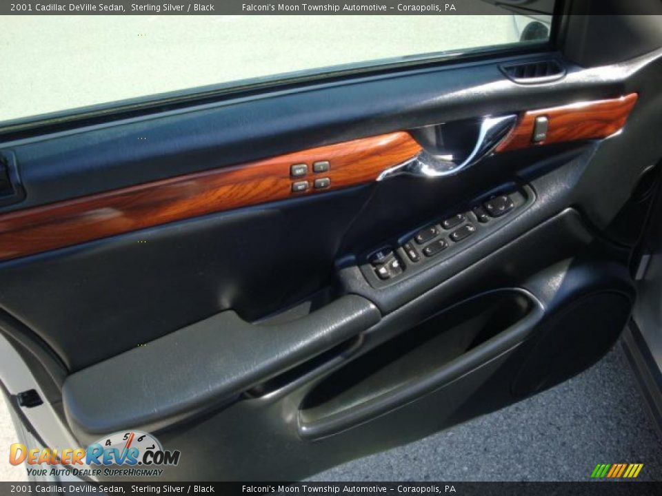 2001 Cadillac DeVille Sedan Sterling Silver / Black Photo #11