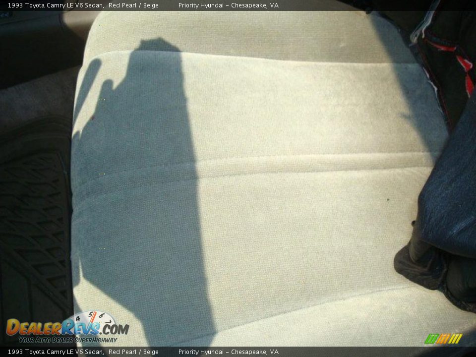 1993 Toyota Camry LE V6 Sedan Red Pearl / Beige Photo #11