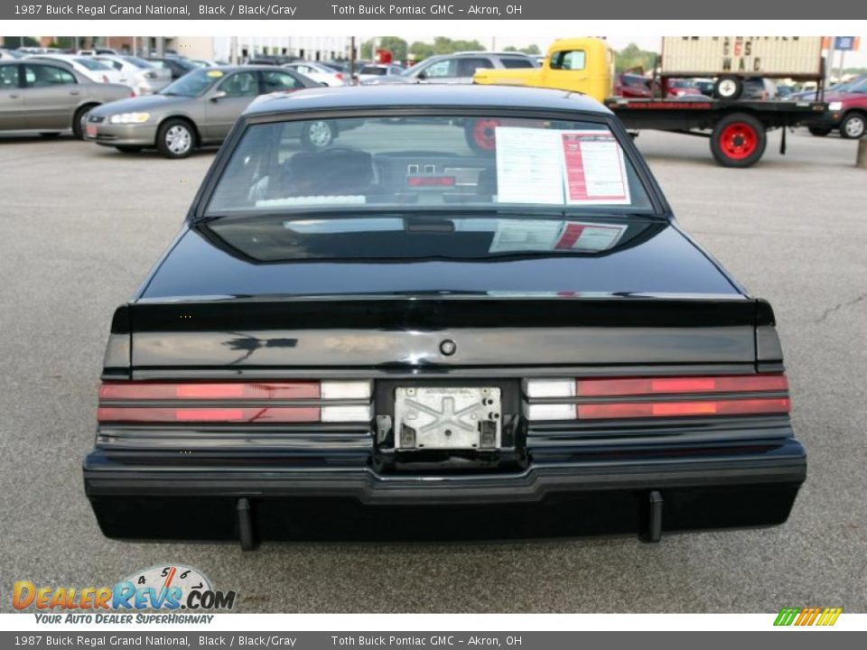 1987 Buick Regal Grand National Black / Black/Gray Photo #21