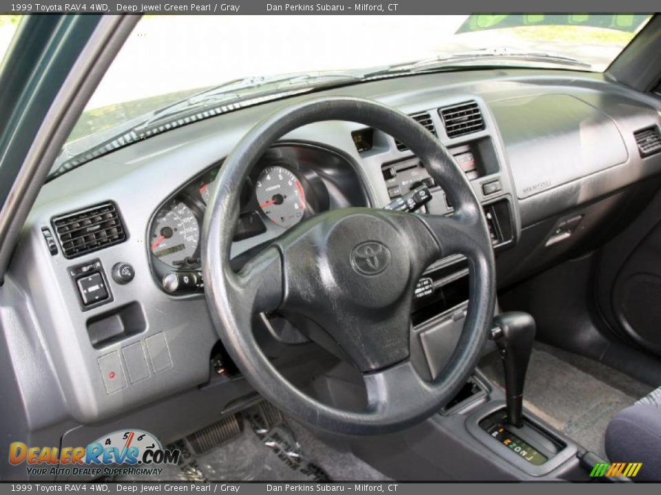 1999 Toyota RAV4 4WD Deep Jewel Green Pearl / Gray Photo #11