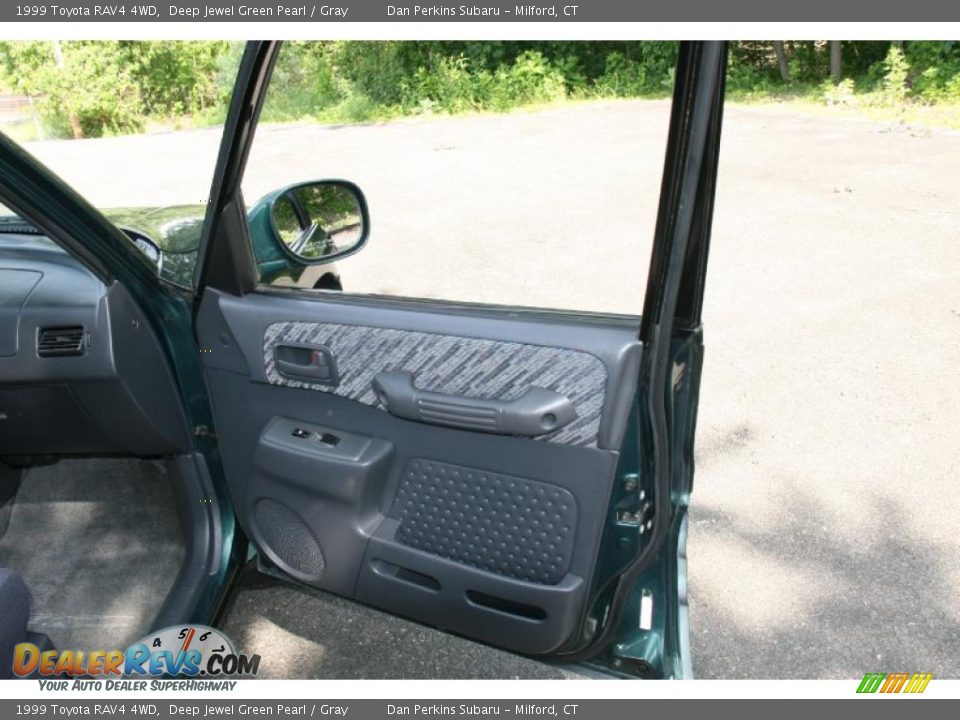 1999 Toyota RAV4 4WD Deep Jewel Green Pearl / Gray Photo #16