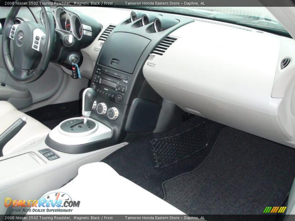 2008 Nissan 350Z Touring Roadster Magnetic Black / Frost Photo #28