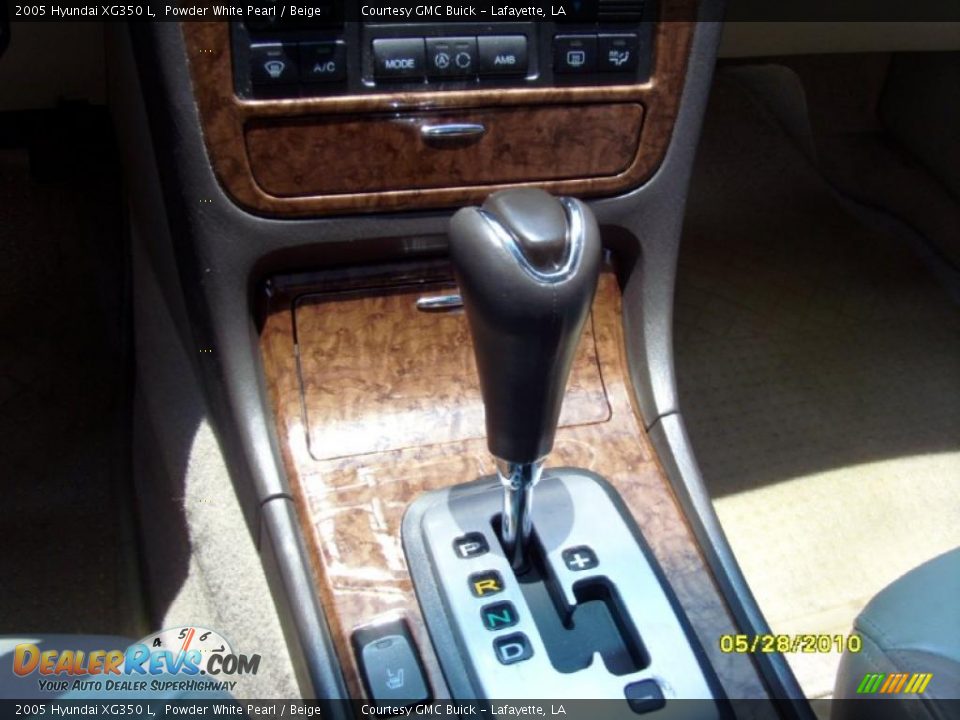 2005 Hyundai XG350 L Powder White Pearl / Beige Photo #18