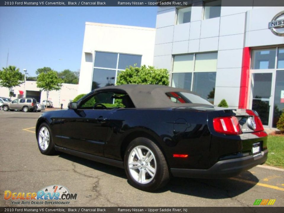 2010 Ford Mustang V6 Convertible Black / Charcoal Black Photo #21