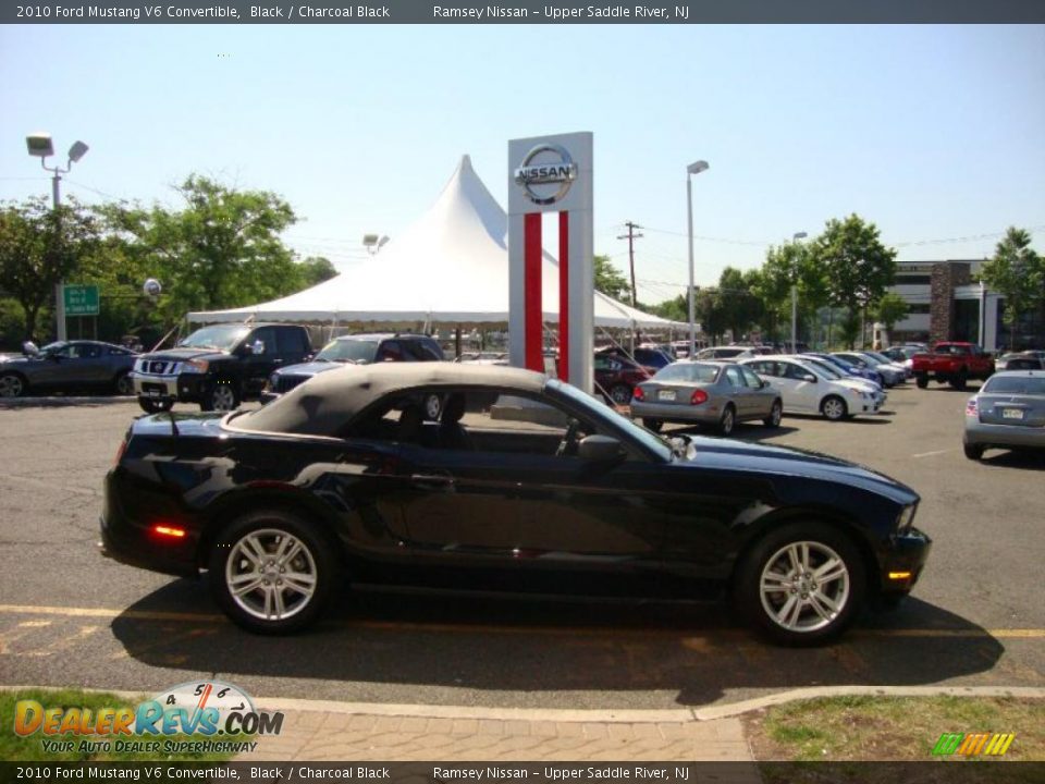 2010 Ford Mustang V6 Convertible Black / Charcoal Black Photo #26