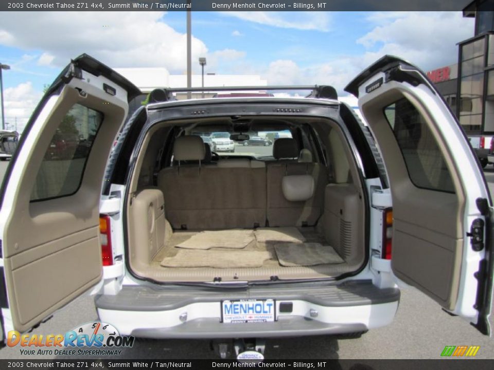 2003 Chevrolet Tahoe Z71 4x4 Summit White / Tan/Neutral Photo #6