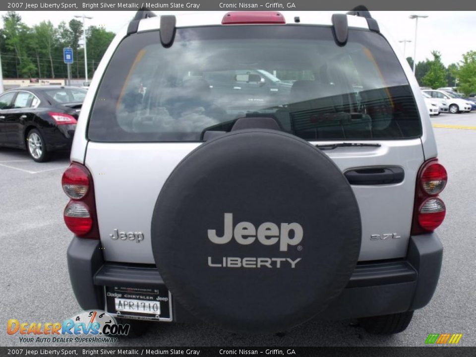 2007 Jeep Liberty Sport Bright Silver Metallic / Medium Slate Gray Photo #4