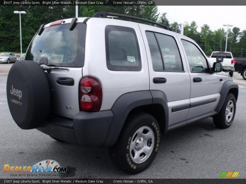 2007 Jeep Liberty Sport Bright Silver Metallic / Medium Slate Gray Photo #5