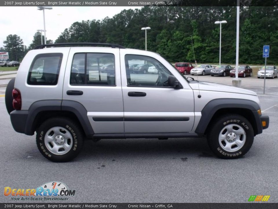 2007 Jeep Liberty Sport Bright Silver Metallic / Medium Slate Gray Photo #6
