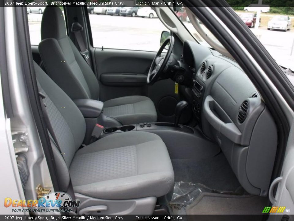 2007 Jeep Liberty Sport Bright Silver Metallic / Medium Slate Gray Photo #15