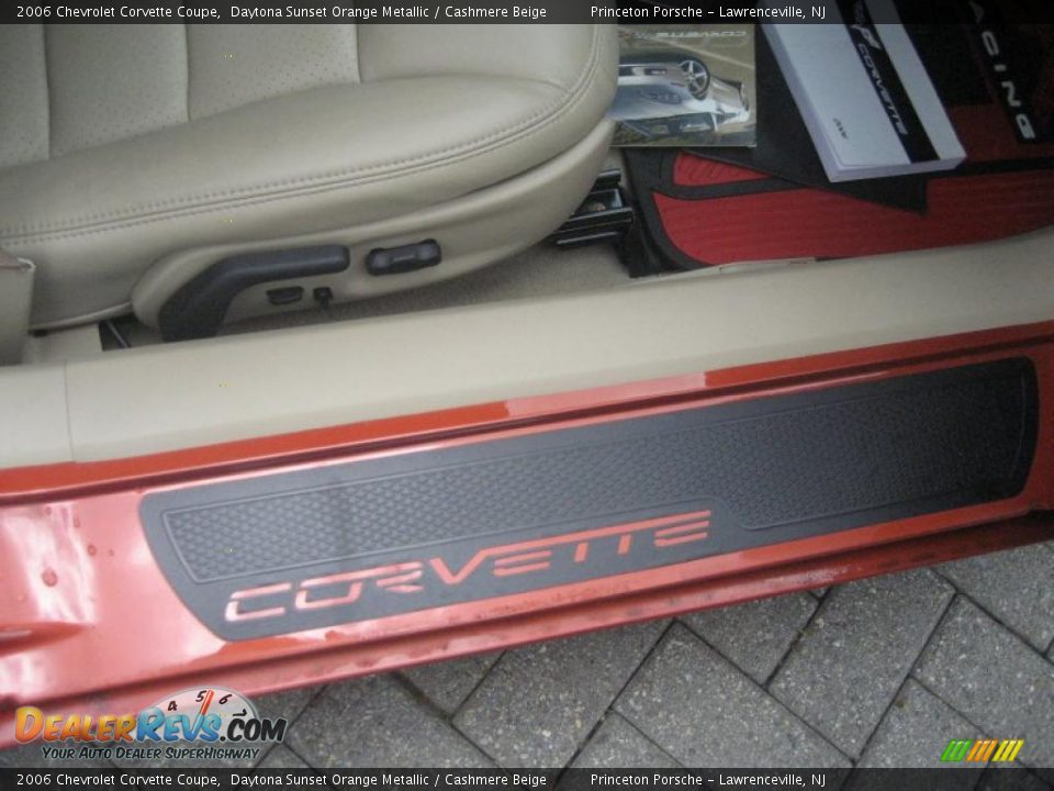 2006 Chevrolet Corvette Coupe Daytona Sunset Orange Metallic / Cashmere Beige Photo #25
