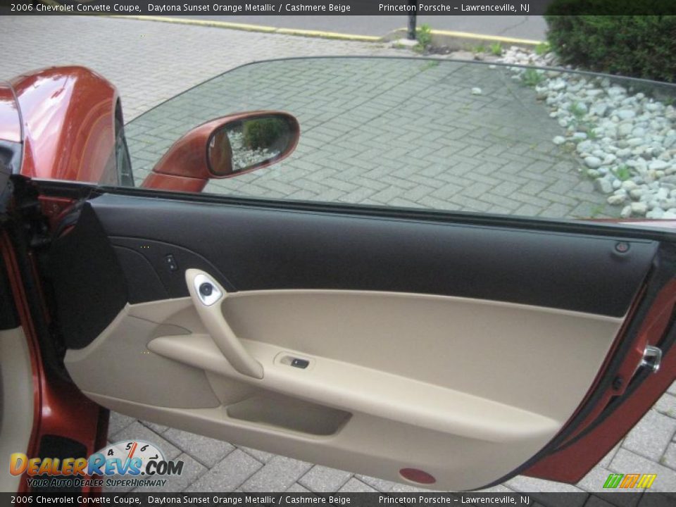 2006 Chevrolet Corvette Coupe Daytona Sunset Orange Metallic / Cashmere Beige Photo #26