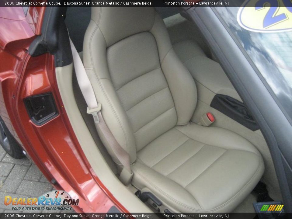 2006 Chevrolet Corvette Coupe Daytona Sunset Orange Metallic / Cashmere Beige Photo #27