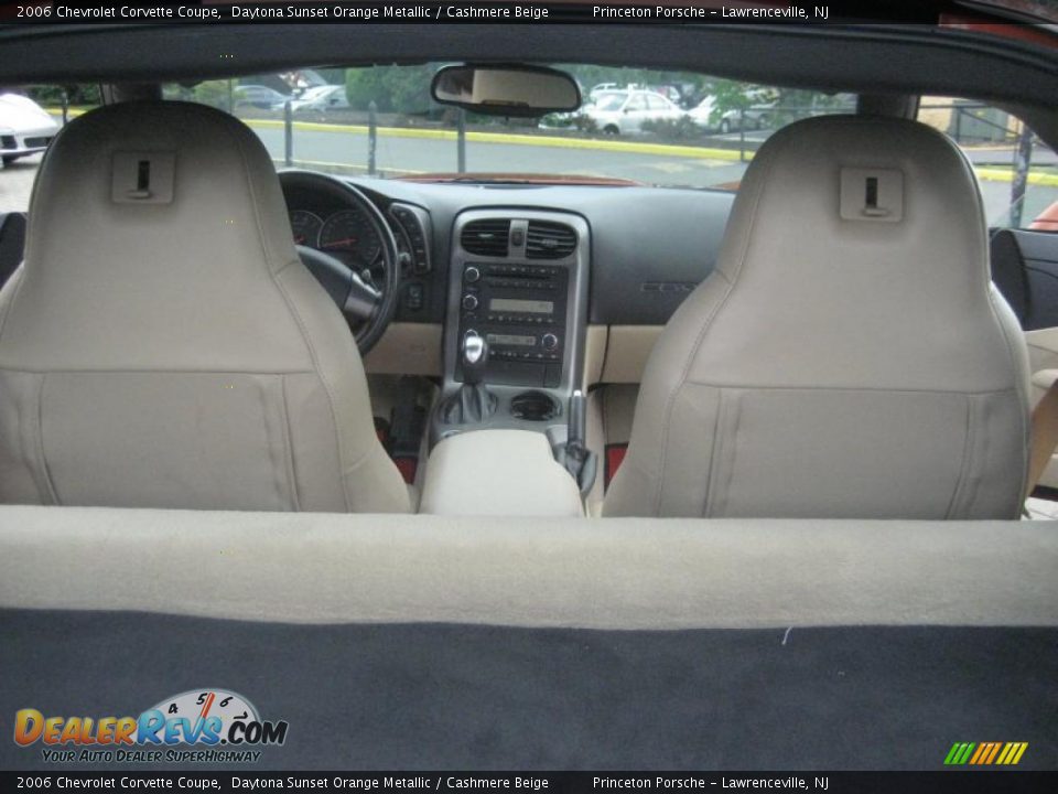 2006 Chevrolet Corvette Coupe Daytona Sunset Orange Metallic / Cashmere Beige Photo #31