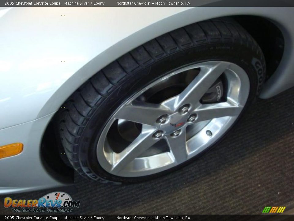 2005 Chevrolet Corvette Coupe Machine Silver / Ebony Photo #10
