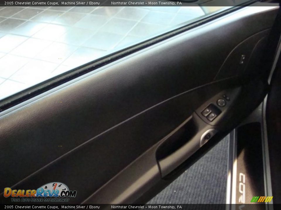 2005 Chevrolet Corvette Coupe Machine Silver / Ebony Photo #13