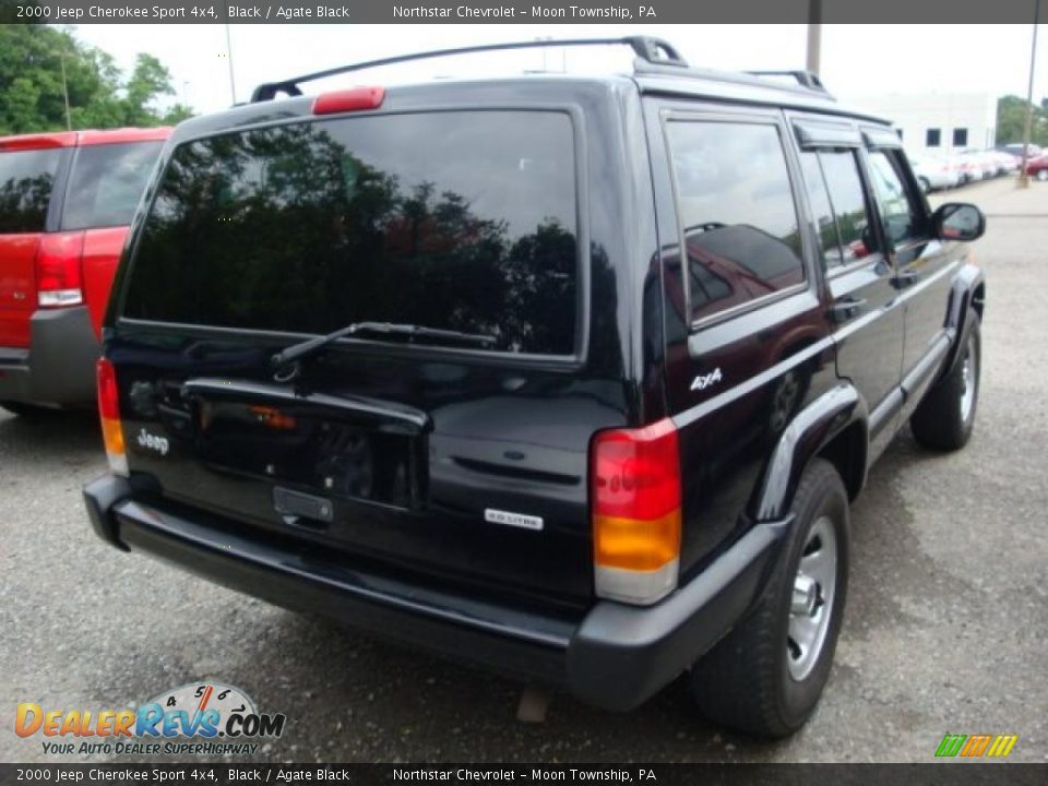 2000 Jeep Cherokee Sport 4x4 Black / Agate Black Photo #2