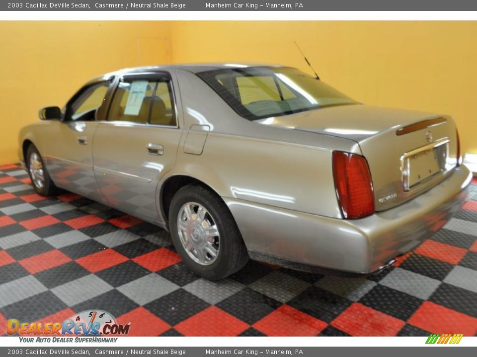 2003 Cadillac DeVille Sedan Cashmere / Neutral Shale Beige Photo #4