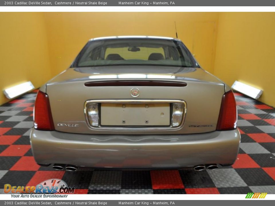 2003 Cadillac DeVille Sedan Cashmere / Neutral Shale Beige Photo #5