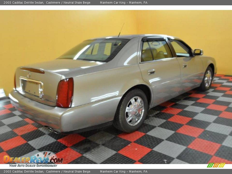 2003 Cadillac DeVille Sedan Cashmere / Neutral Shale Beige Photo #6