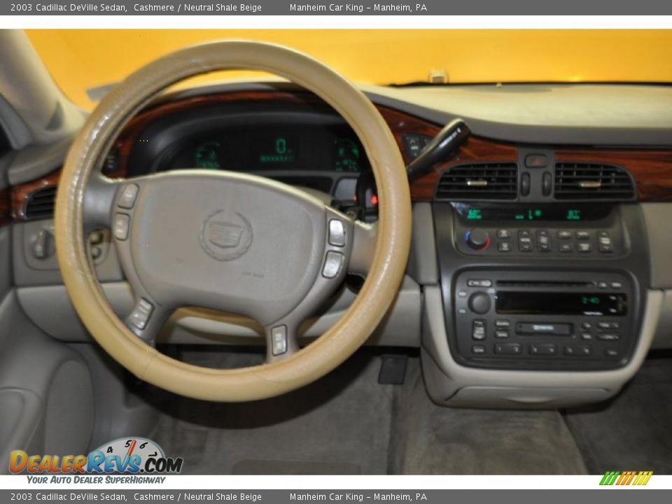 2003 Cadillac DeVille Sedan Cashmere / Neutral Shale Beige Photo #7