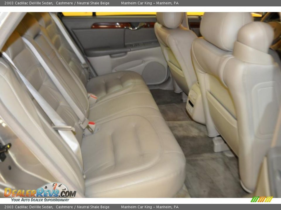 2003 Cadillac DeVille Sedan Cashmere / Neutral Shale Beige Photo #14