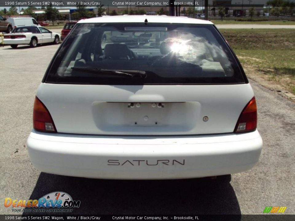 1998 Saturn S Series SW2 Wagon White / Black/Gray Photo #7