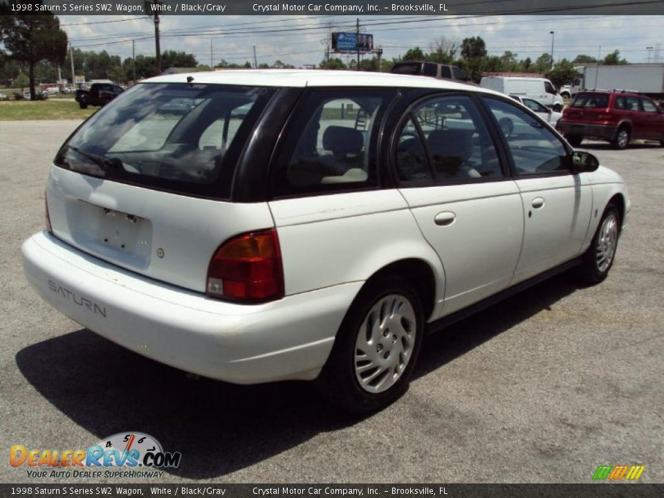 1998 Saturn S Series SW2 Wagon White / Black/Gray Photo #8