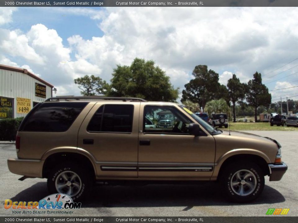 2000 Chevrolet Blazer LS Sunset Gold Metallic / Beige Photo #10