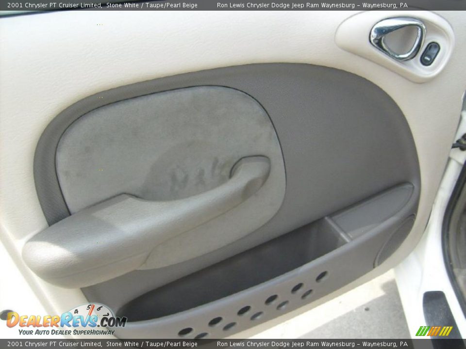 2001 Chrysler PT Cruiser Limited Stone White / Taupe/Pearl Beige Photo #13