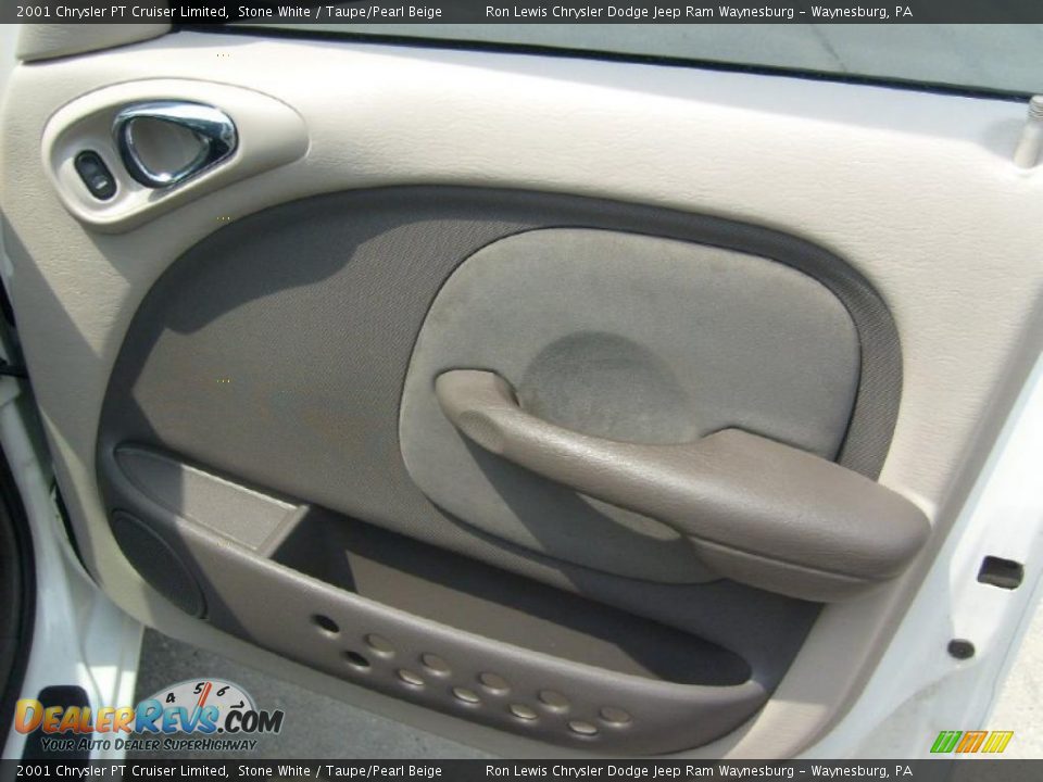 2001 Chrysler PT Cruiser Limited Stone White / Taupe/Pearl Beige Photo #21