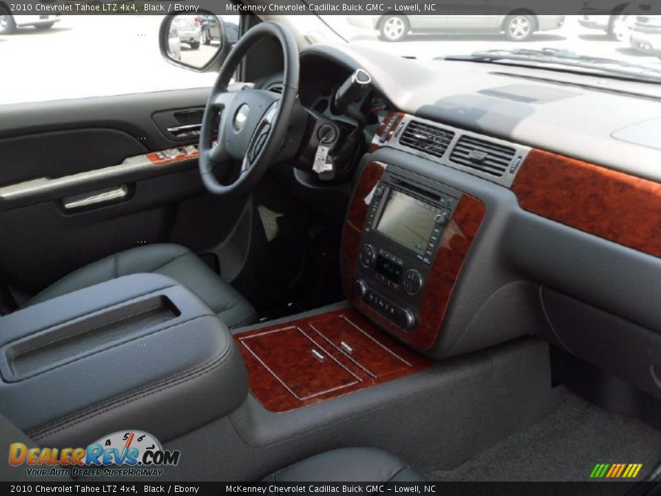 2010 Chevrolet Tahoe LTZ 4x4 Black / Ebony Photo #22