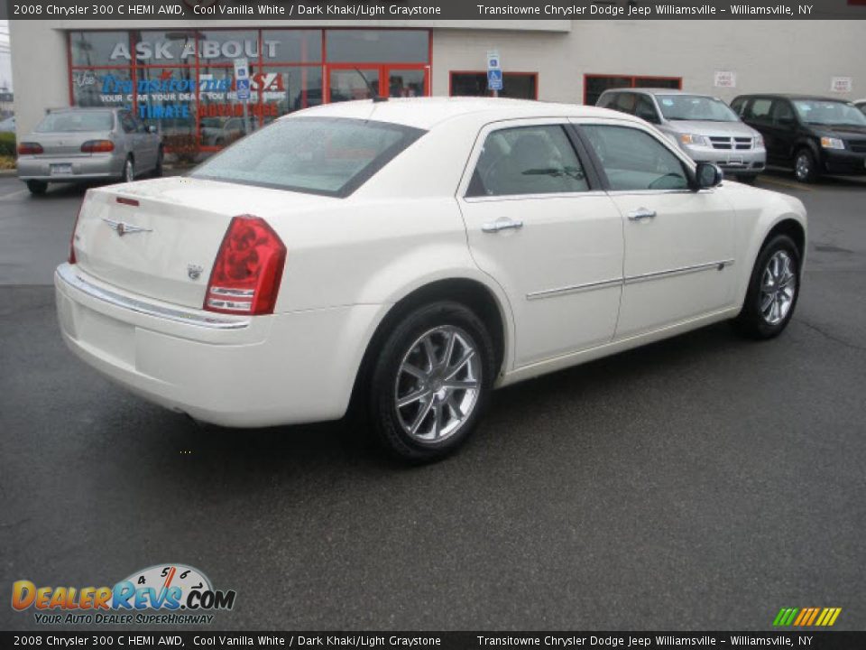 2008 Chrysler 300 C HEMI AWD Cool Vanilla White / Dark Khaki/Light Graystone Photo #1