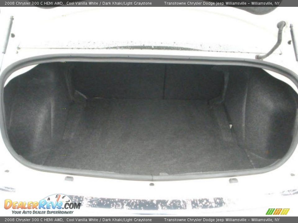 2008 Chrysler 300 C HEMI AWD Cool Vanilla White / Dark Khaki/Light Graystone Photo #3