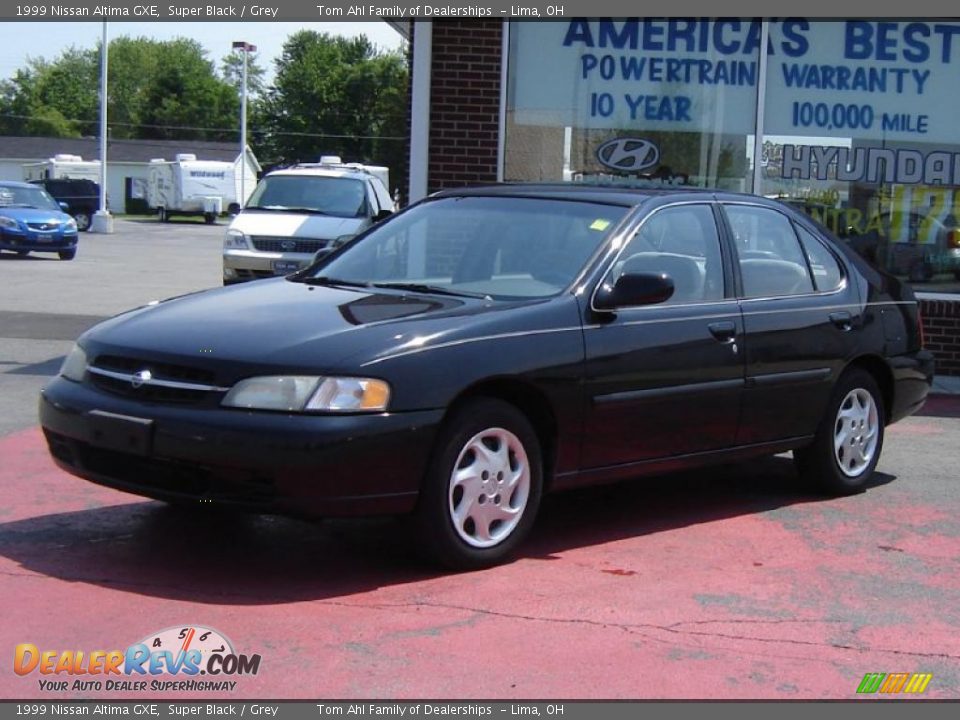 1999 Nissan altima gxe black #6