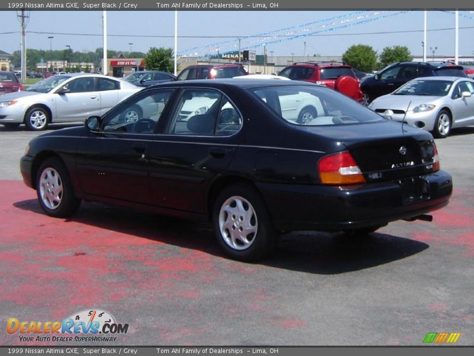 1999 Black nissan altima #4