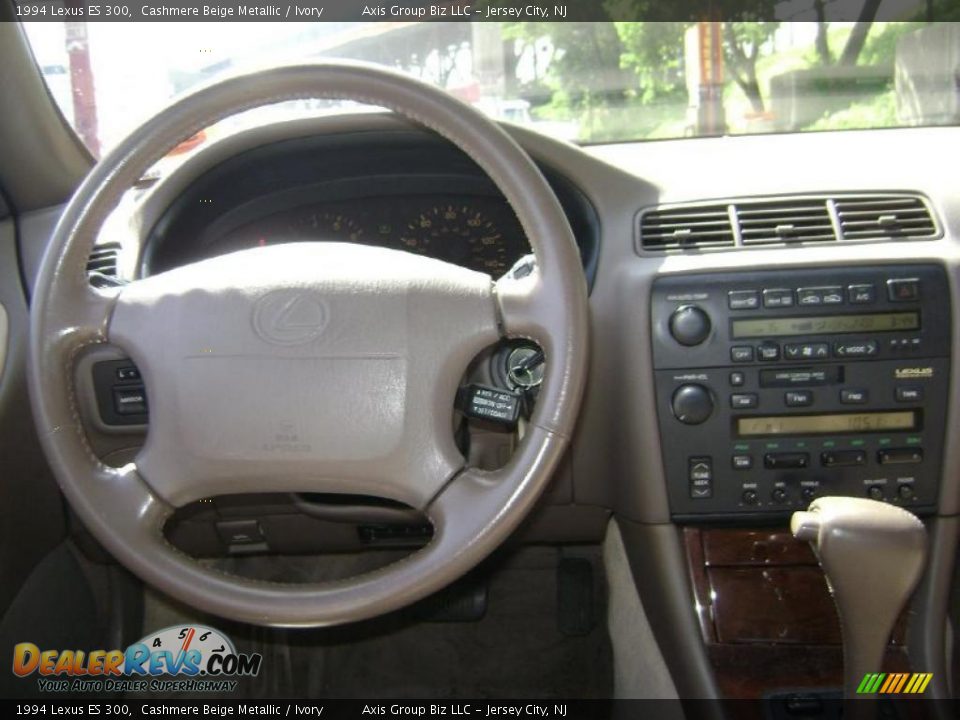 1994 Lexus ES 300 Cashmere Beige Metallic / Ivory Photo #6