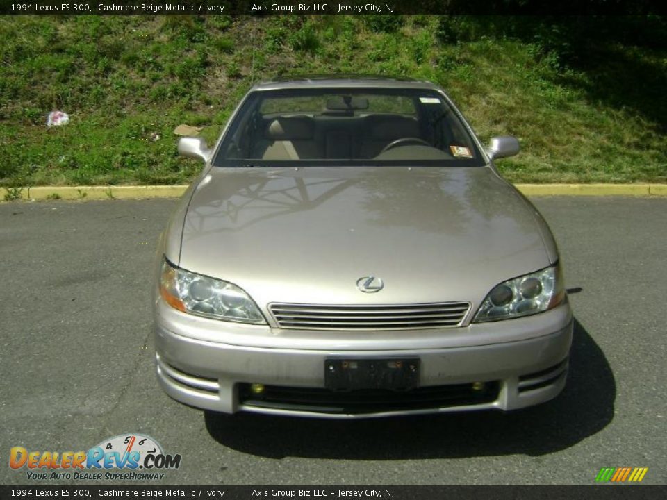 1994 Lexus ES 300 Cashmere Beige Metallic / Ivory Photo #18