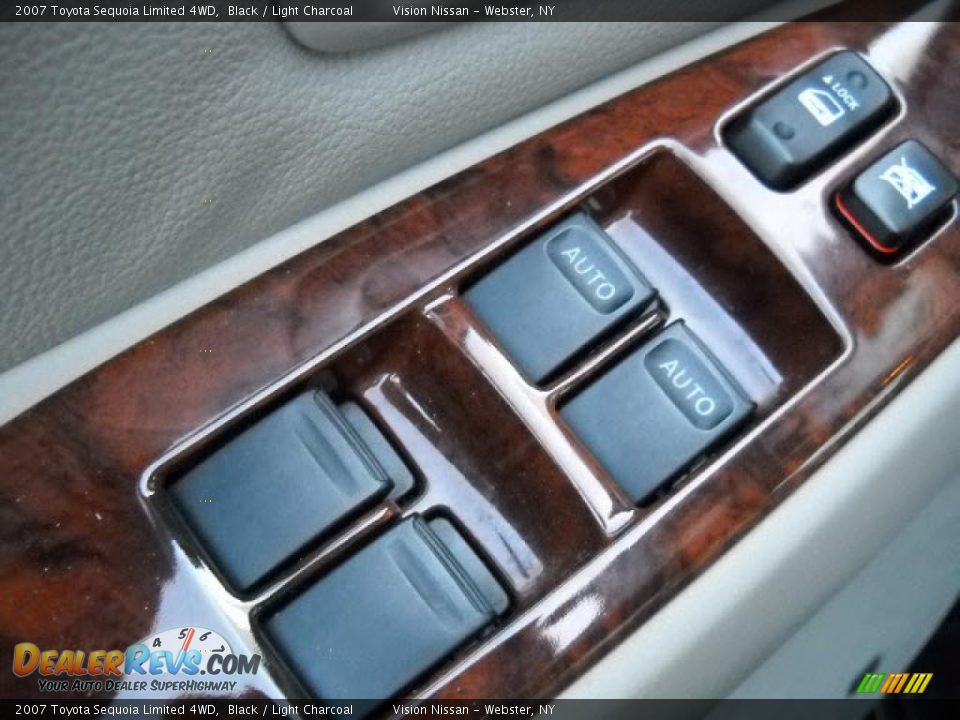 2007 Toyota Sequoia Limited 4WD Black / Light Charcoal Photo #10