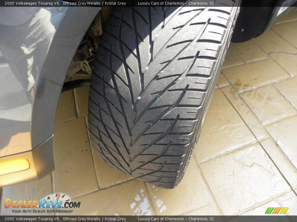 2005 Volkswagen Touareg V8 Offroad Grey Metallic / Kristal Grey Photo #14