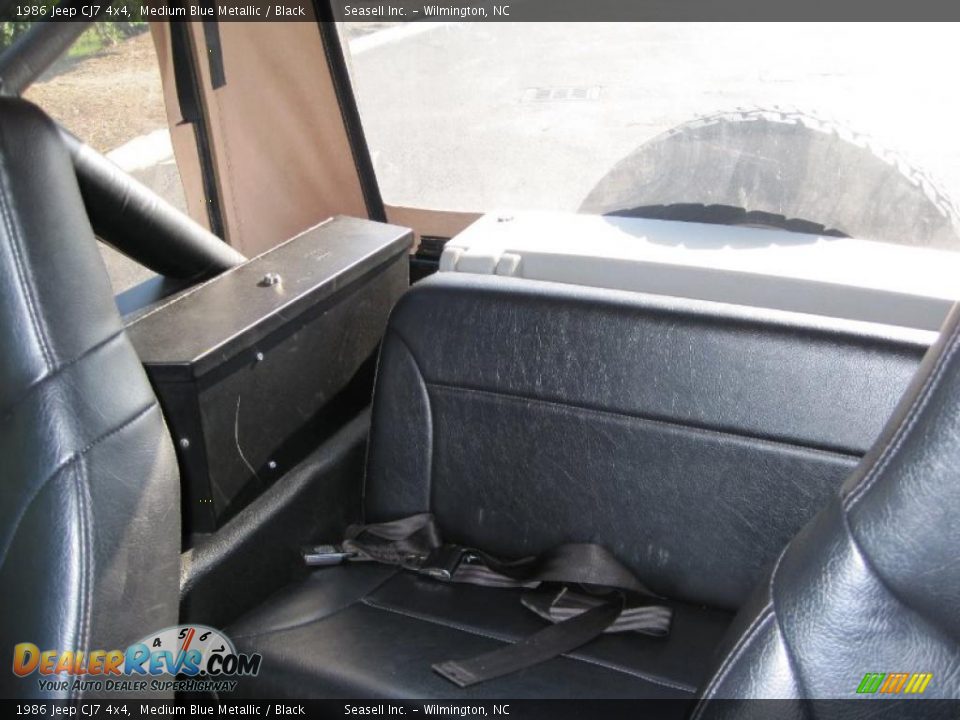 1986 Jeep CJ7 4x4 Medium Blue Metallic / Black Photo #10