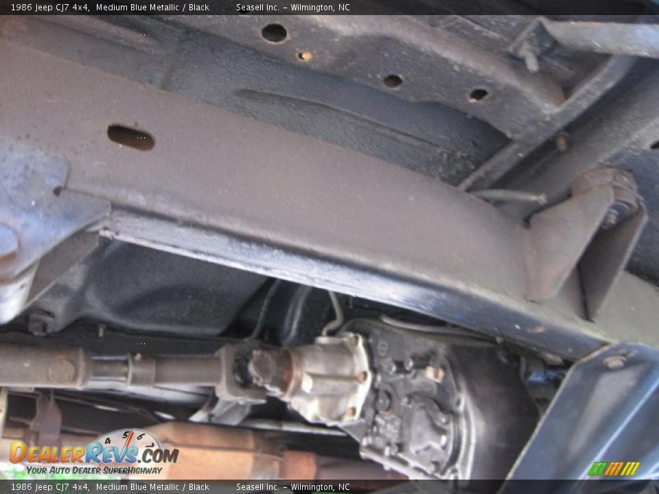 1986 Jeep CJ7 4x4 Medium Blue Metallic / Black Photo #12