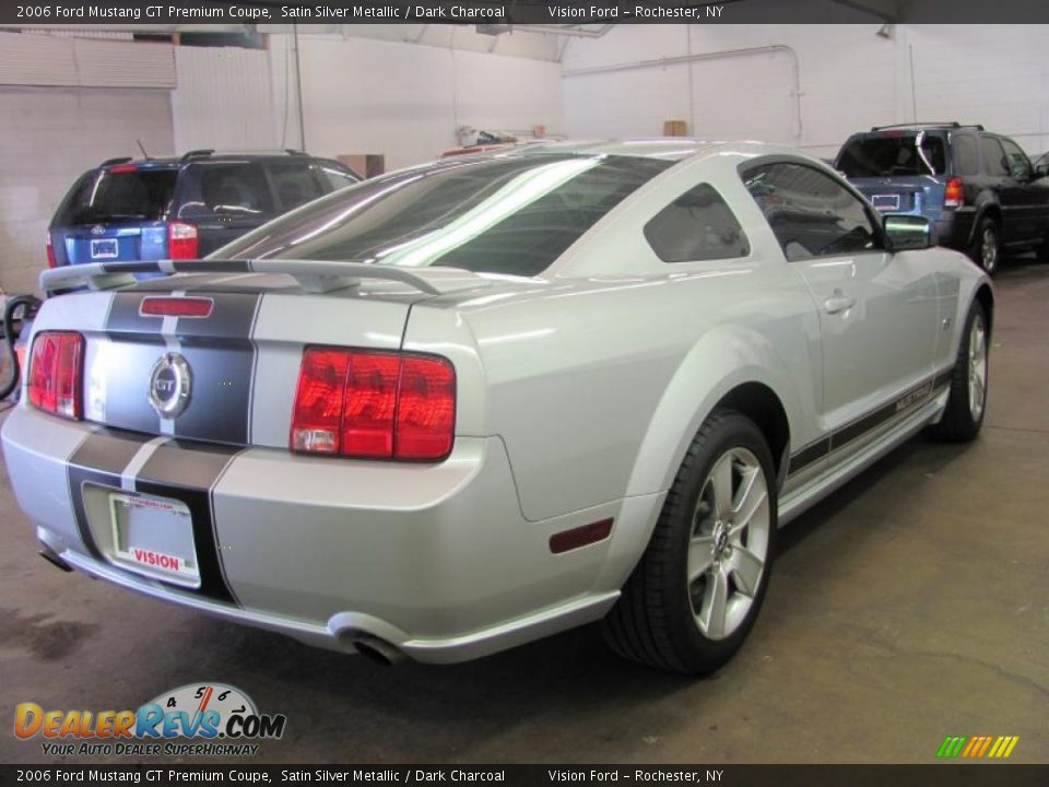 2006 Ford Mustang GT Premium Coupe Satin Silver Metallic / Dark Charcoal Photo #2