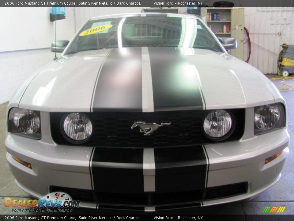 2006 Ford Mustang GT Premium Coupe Satin Silver Metallic / Dark Charcoal Photo #3