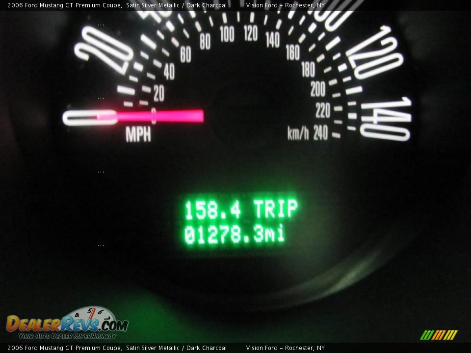 2006 Ford Mustang GT Premium Coupe Satin Silver Metallic / Dark Charcoal Photo #4