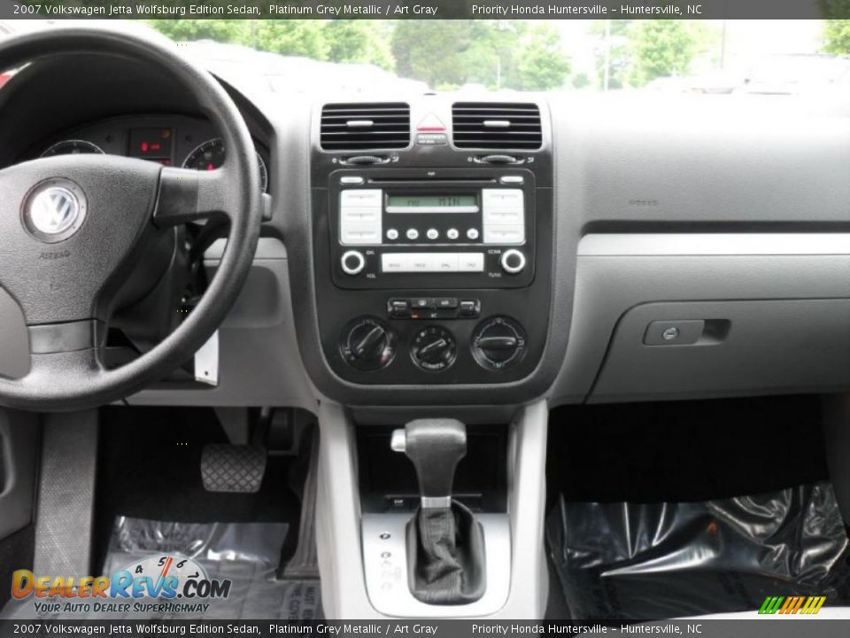 2007 Volkswagen Jetta Wolfsburg Edition Sedan Platinum Grey Metallic / Art Gray Photo #17