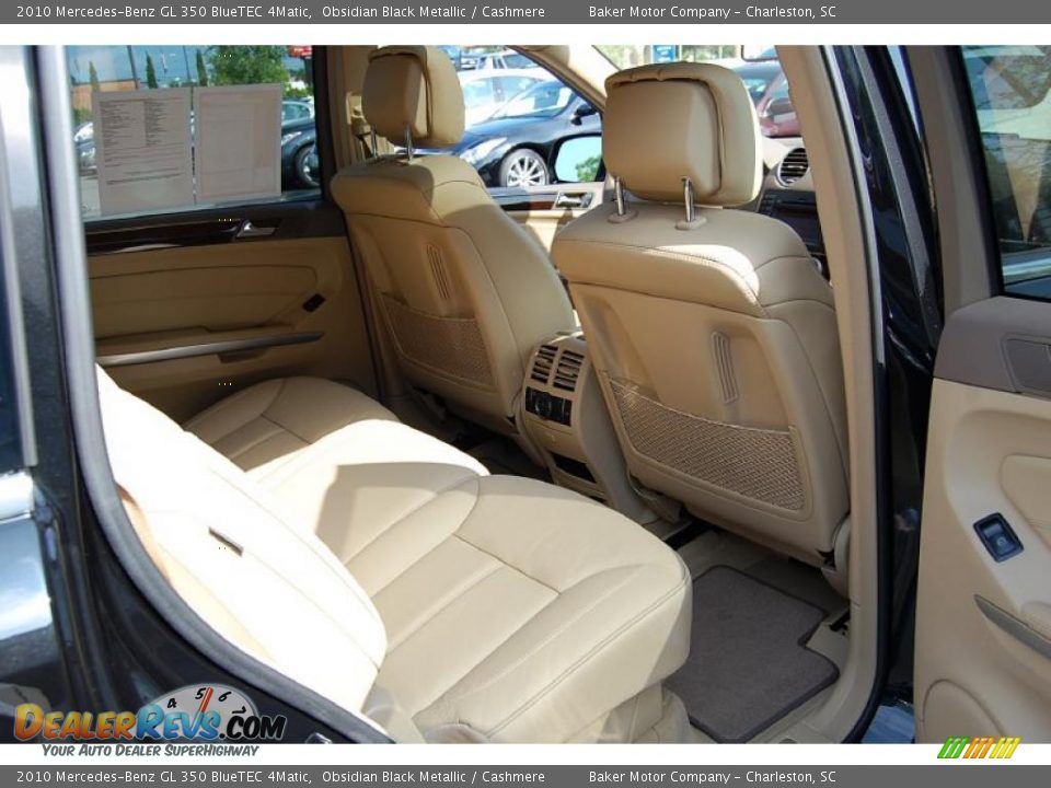 2010 Mercedes-Benz GL 350 BlueTEC 4Matic Obsidian Black Metallic / Cashmere Photo #11