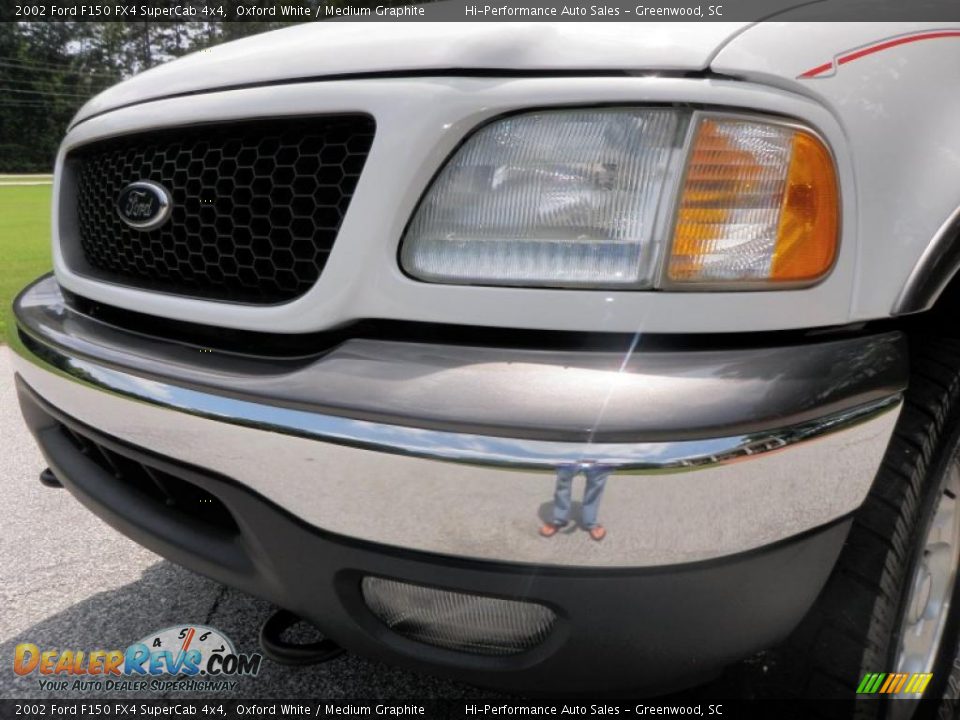 2002 Ford F150 FX4 SuperCab 4x4 Oxford White / Medium Graphite Photo #16